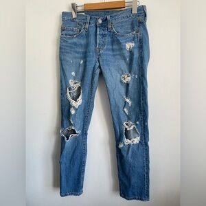 Levi’s 501 Tapered Premium Denim Jeans • Distressed Medium Wash • US 26